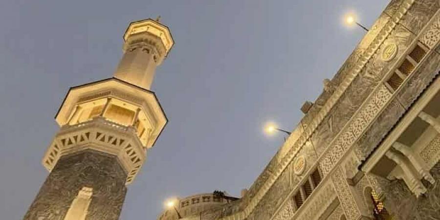 الحمدلله.. هند صبري تؤدي مناسك العمرة بمناسبة عيد ميلادها