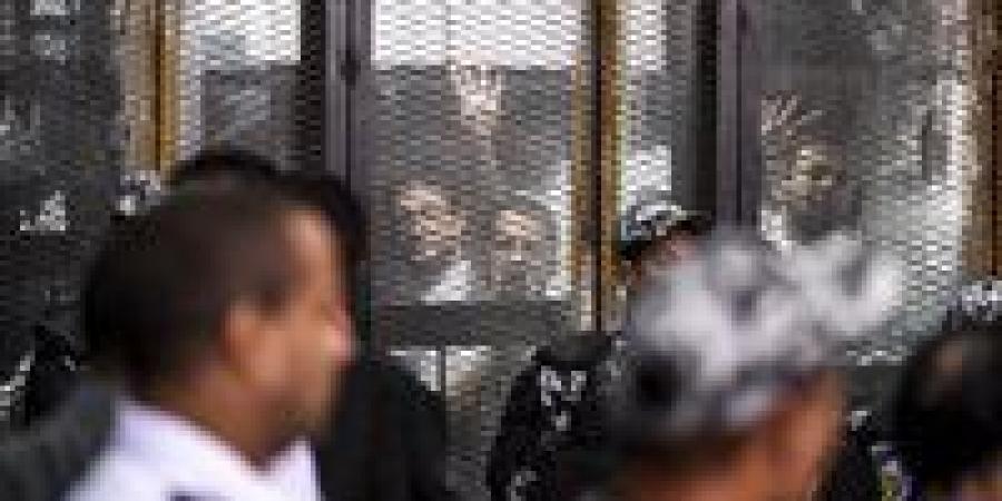 محاكمة متهم بإذاعة أخبار كاذبة والتحريض على العنف أمام إرهاب الهرم