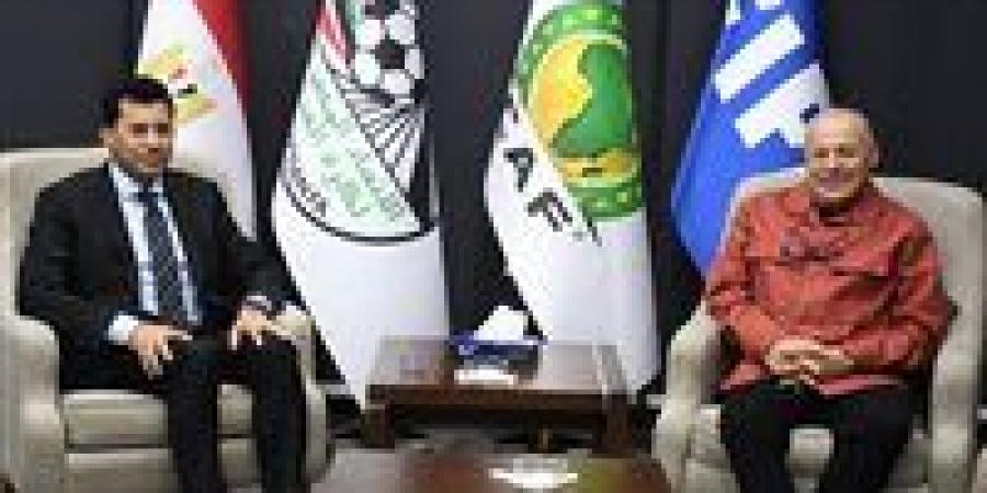 هاني أبوريدة يستقبل وزير الرياضة تنفيذًا لتوجيهات الرئيس السيسي لدعم كرة القدم المصرية