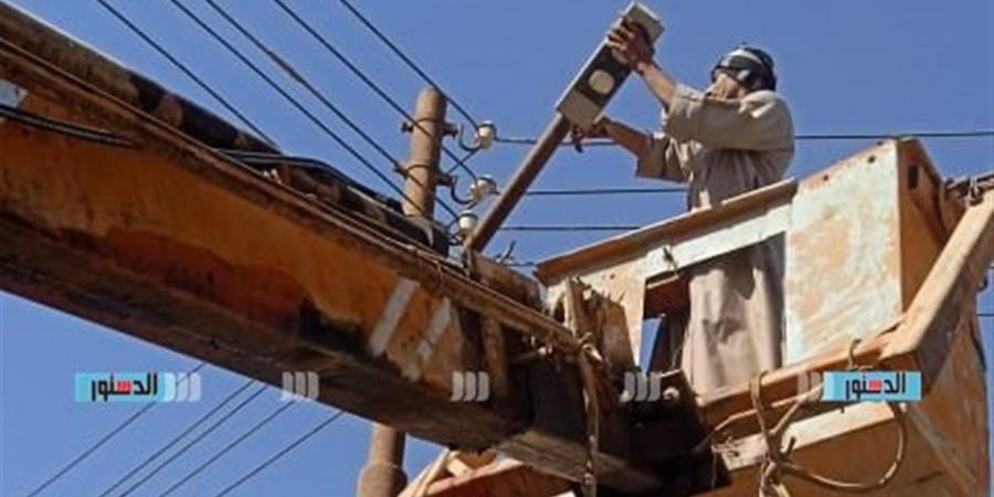 الوحدات المحلية في الإسماعيلية تواصل صيانة ورفع كفاءة أعمدة الإنارة