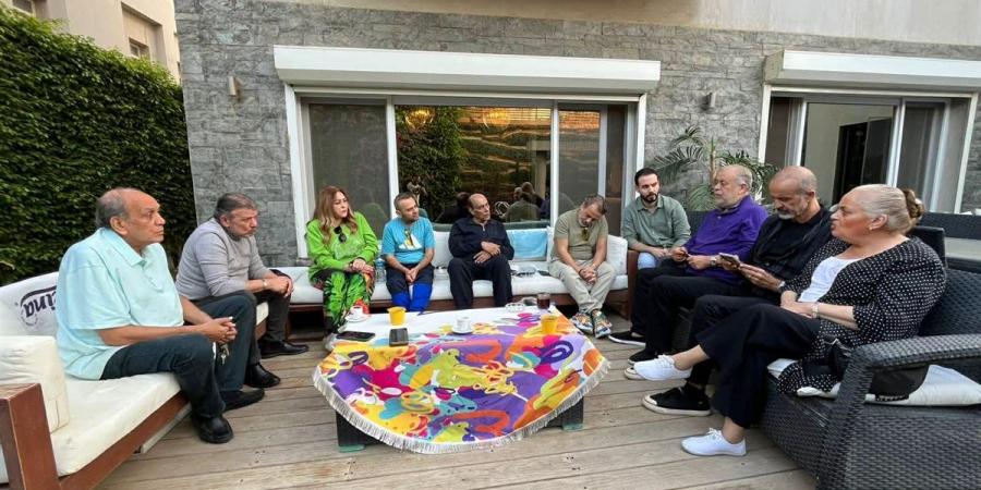 أشرف زكي يتراجع عن قرار الاستقالة من منصب نقيب المهن التمثيلية