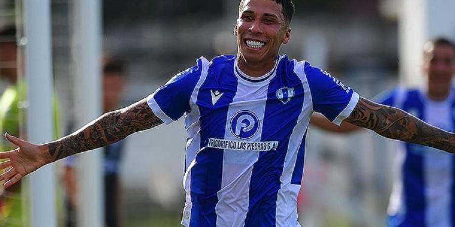 أوجستين رودريجيز يقترب من القلعة الحمراء والخطيب يؤيد الصفقة