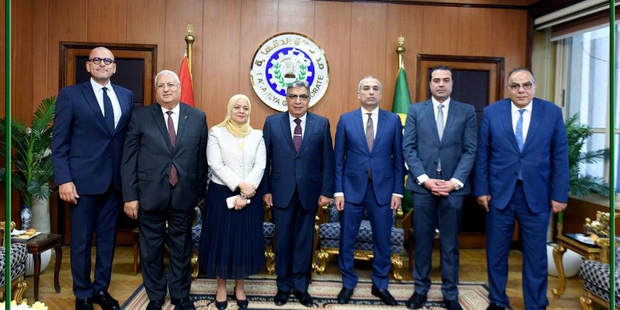 رئيس البنك الزراعي المصري يبحث مع محافظ الدقهلية تعزيز التعاون ودعم خطط التنمية الريفية