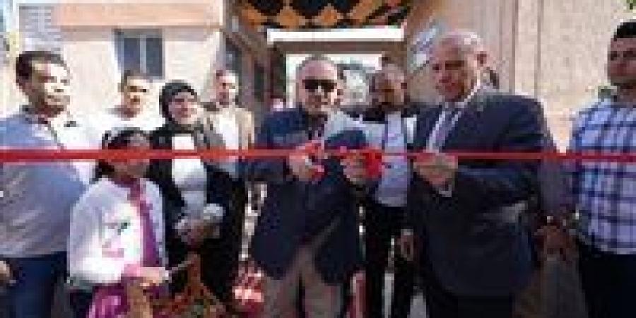 خلال افتتاح معرض مشغولات دار الرعاية الاجتماعية للرجال.. محافظ أسيوط يشيد بمهارات النزلاء وجودة المنتجات