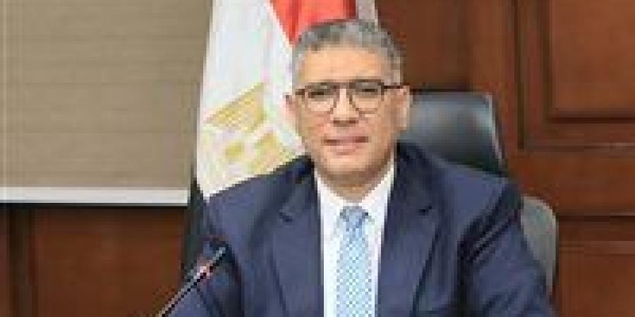 محافظ الجيزة يعتمد إنشاء "إدارة الأسواق" لضبط المنظومة والقضاء على العشوائية