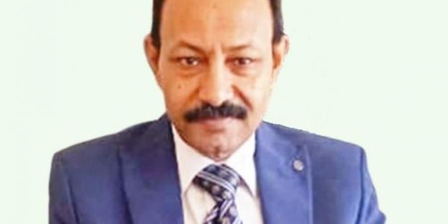 وزير السياحة يصدر قرارات جديدة لتنظيم العمل بالوزارة