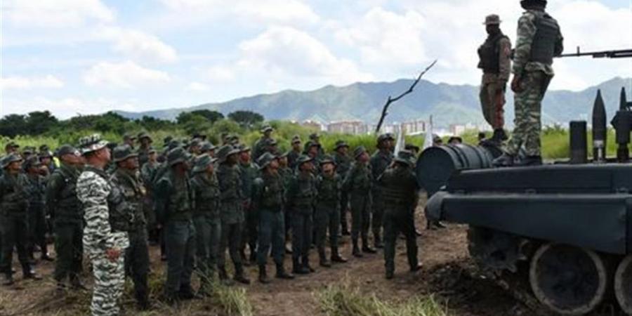 تحرك عسكري أمريكي وشيك.. شركات طيران كبرى تعلق رحلاتها لفنزويلا