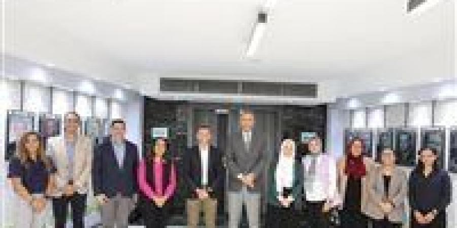 محافظ أسوان: مشروع " بناء القدرات من خلال تطوير البنية التحتية فى المناطق الحضرية " خطوة محورية نحو الإرتقاء بالبنية التحتية بالمناطق الأكثر إحتياجاً