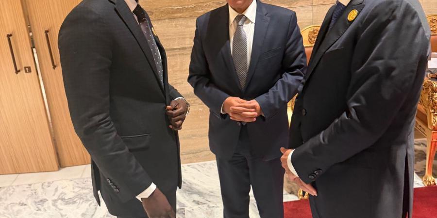 رئيس الوزراء يلتقي رئيس جمهورية السنغال.. صور