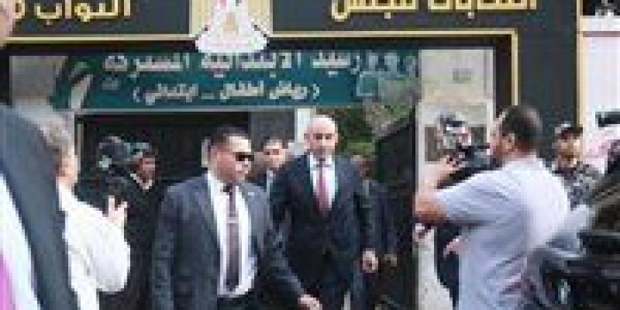 وزير التعليم يدلي بصوته في انتخابات مجلس النواب 2025