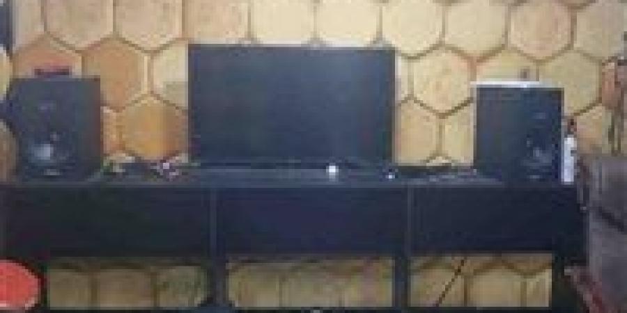 القبض على مالك استوديو تسجيل صوتي دون ترخيص بالجيزة