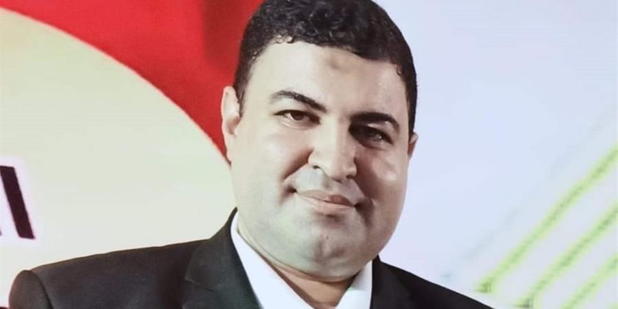 اللناقد أيمن صابر: المشاركة فى انتخابات مجلس النواب واجب وطنى وأخلاقى (خاص)