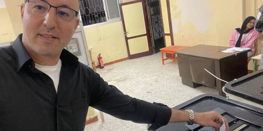 توافد اعضاء تنسيقية شباب الأحزاب والسياسيين للإدلاء بأصواتهم فى انتخابات مجلس النواب