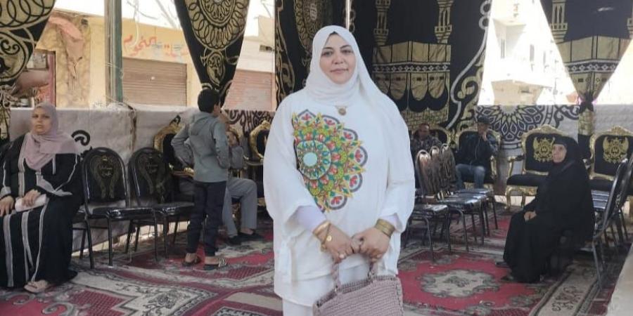 أول مأذونة في مصر تدلي بصوتها فى انتخابات النواب