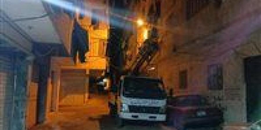 إصلاح أعطال شبكات الإنارة في منطقة العجمي غرب محافظة الإسكندرية