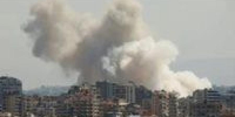 «في الذكرى الأولى لوقف الحرب».. إسرائيل تشن غارات على جنوب لبنان