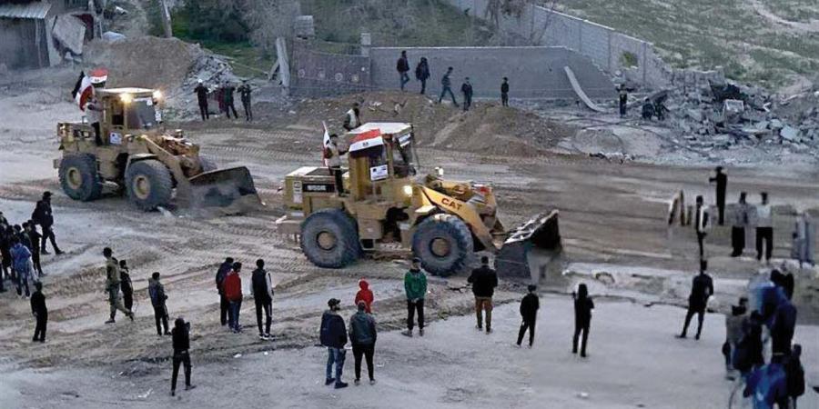 أستاذ علوم سياسية: مصر تقود المسار الإنساني لتهيئة مؤتمر إعمار غزة