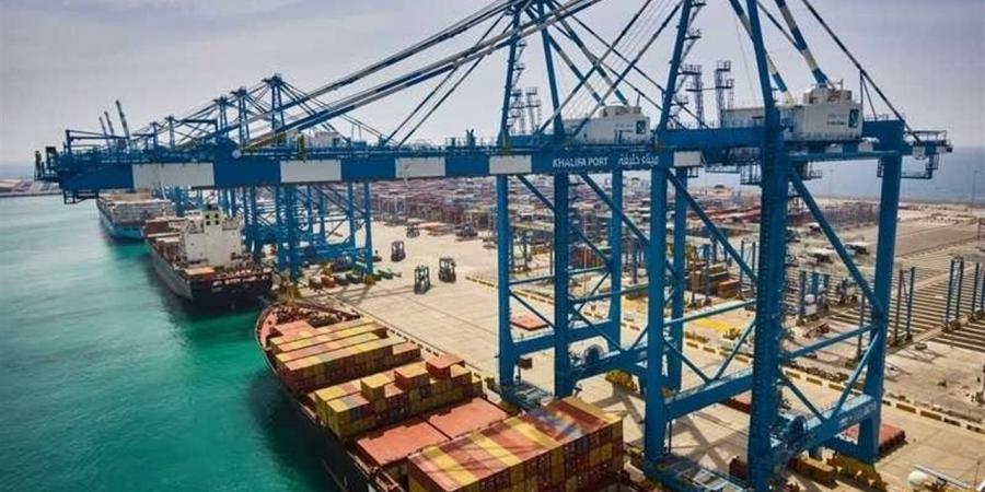 تداول 16 ألف طن و1064 شاحنة بضائع عامة ومتنوعة بموانئ البحر الأحمر