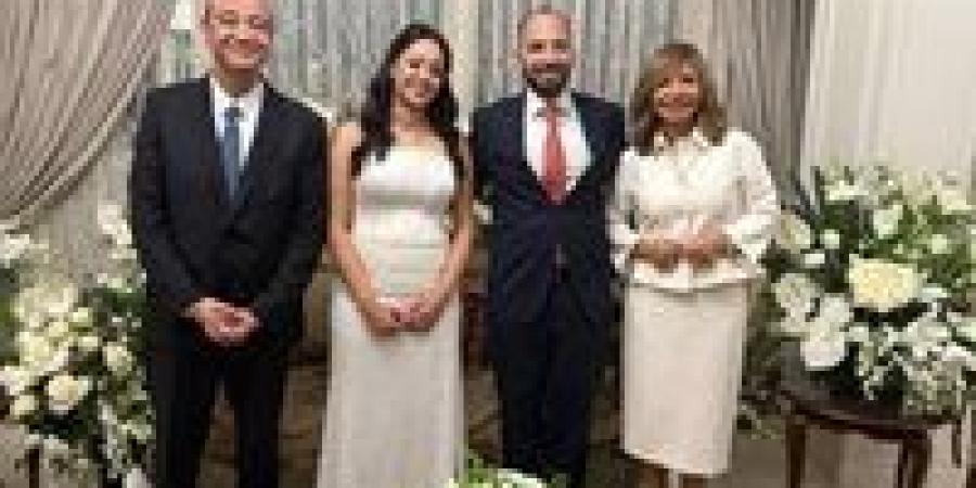 خطوبة نجل عمرو أديب ولميس الحديدي في حفل عائلي بسيط يلفت الأنظار