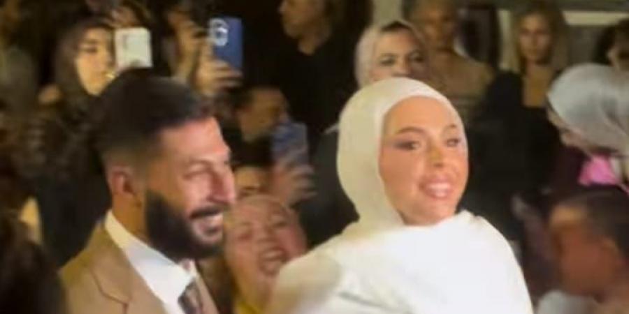 بحضور الأهل والأصدقاء.. محمد هنيدي يحتفل بعقد قران ابنته فريدة