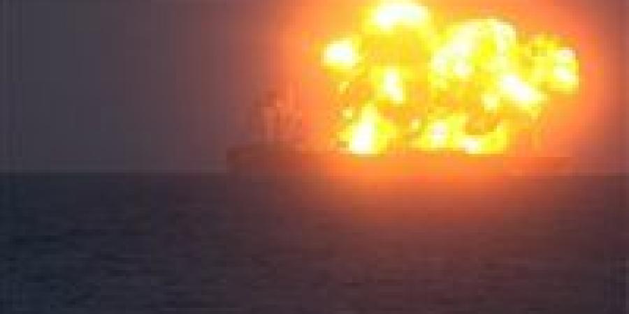 انفجارات تضرب ناقلتي نفط قرب السواحل التركية… ماذا يحدث في البحر الأسود؟