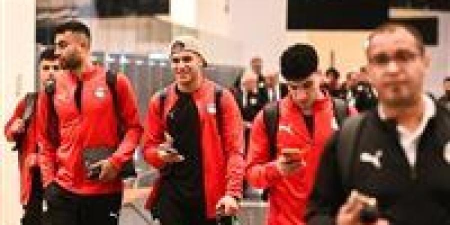 بعثة منتخب مصر الثاني تصل قطر استعداداً للمشاركة في بطولة كأس العرب (صور)