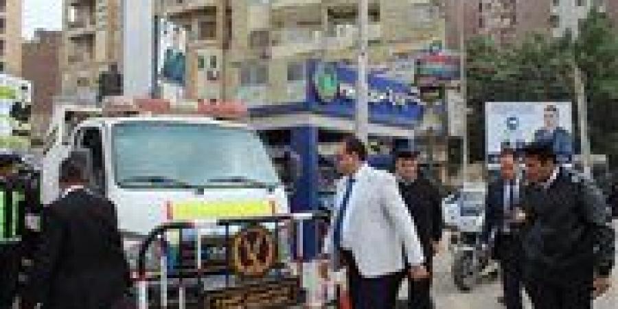 اللواء أحمد عزت يقود حملة مرورية مكبّرة لضبط الشارع الفيومي وتحقيق الانضباط