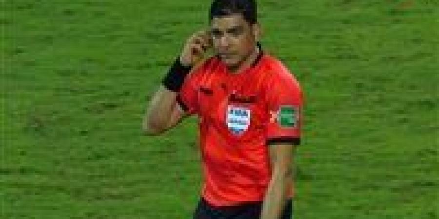 إبراهيم نور الدين يكشف سر توتر حكم مباراة الأهلي والجيش الملكي