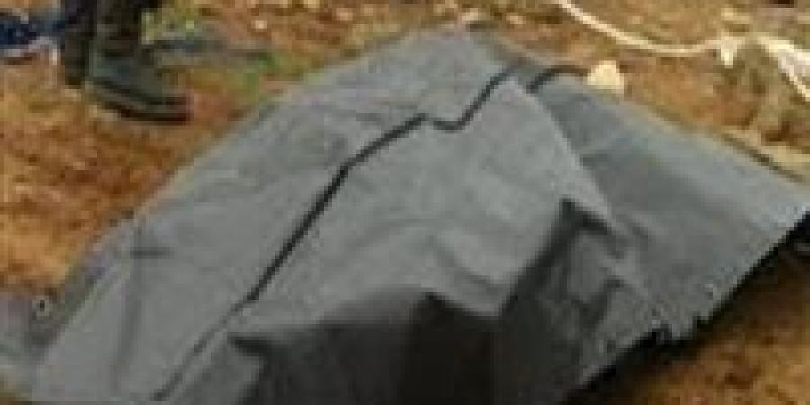 تعيش منطقة الكلاحين في نجع الخطباء شرق مدينة الأقصر حالة من الاضطراب والدهشة عقب اكتشاف جثمان خفير يعمل بنظام اليومية