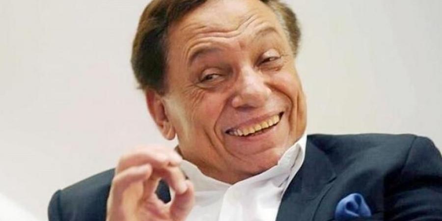 عادل امام عن والده في بداياته: كان بيحقق معايا كل ما اروح.. وافتكرني متهم في قضية