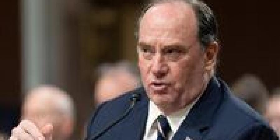 عصابات المخدرات تهدد أمريكا ووزير البحرية يكشف استراتيجية دفاعية جديدة