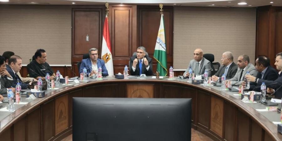 محافظ الجيزة يكشف خطة تطوير شاملة لضبط الشارع وتحسين الخدمات