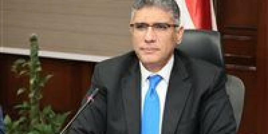 محافظ الجيزة: استبدال مركبات التوك توك بالسيارة الحضارية "كيوت" اختياريًا وليس إجباريًا