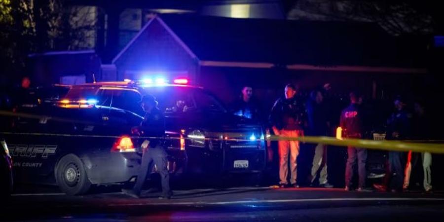 «عيد ميلاد يتحول إلى مأساة».. قتلى ومصابون بإطلاق نار مروع في كاليفورنيا