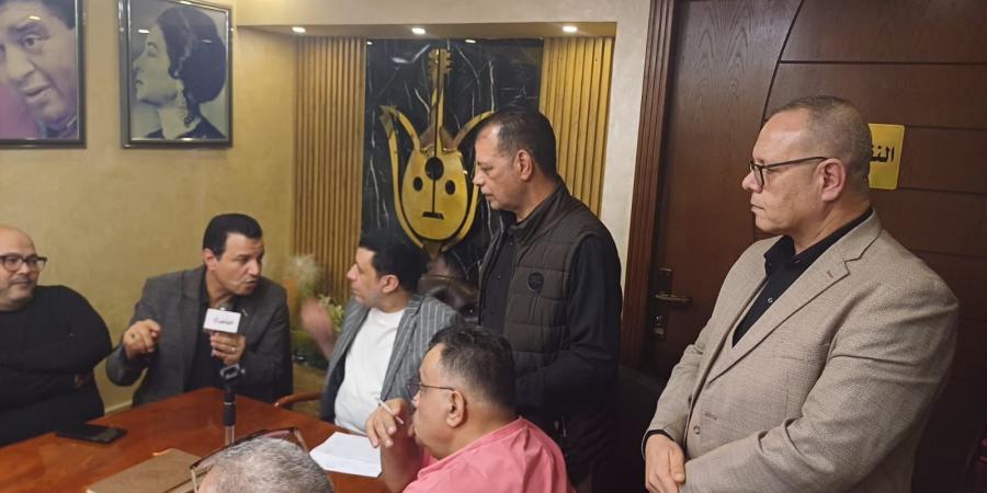 جموع الموسيقيين يفوضوا مصطفى كامل بإتخاذ كافة الاجراءات القانونية ضد المخالفين لحماية النقابة