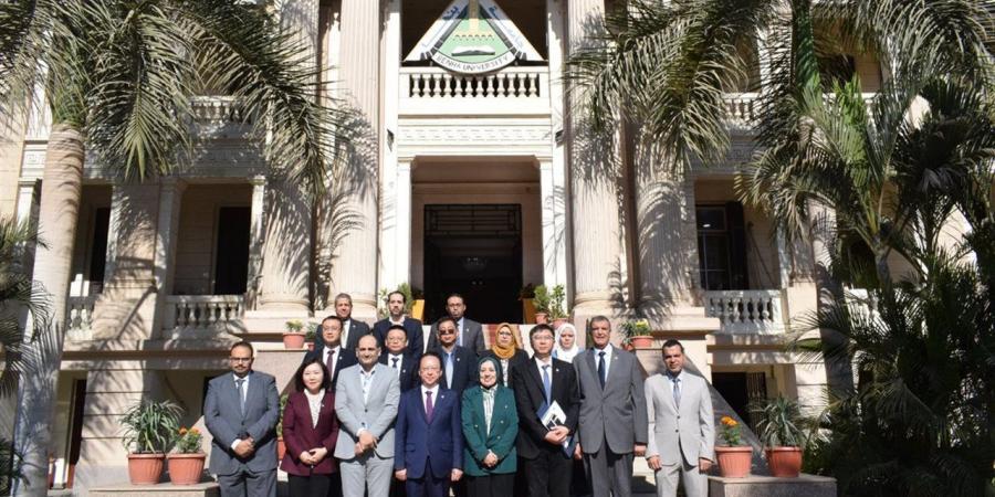 نائب رئيس جامعة بنها تستقبل وفدا من جامعة نينجان الصينية