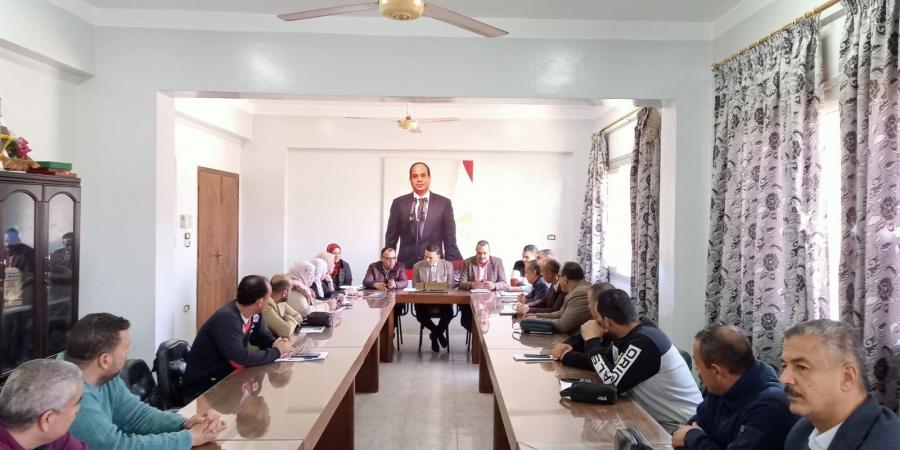 وكيل وزارة الشباب والرياضة بالدقهلية يضع ملامح خطة العمل المستقبلية مع مديري الإدارات