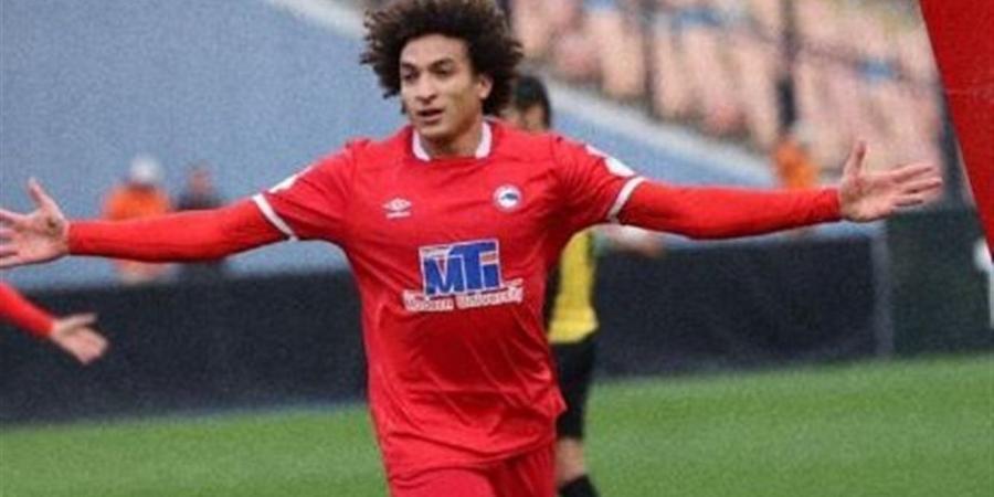 تفاصيل جلسة أحمد عاطف مع حلمي طولان داخل معسكر المنتخب في قطر