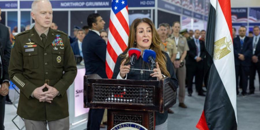 مشاركة أمريكية قوية في معرض "EDEX 2025" تؤكد الشراكة الاستراتيجية مع مصر.. صور