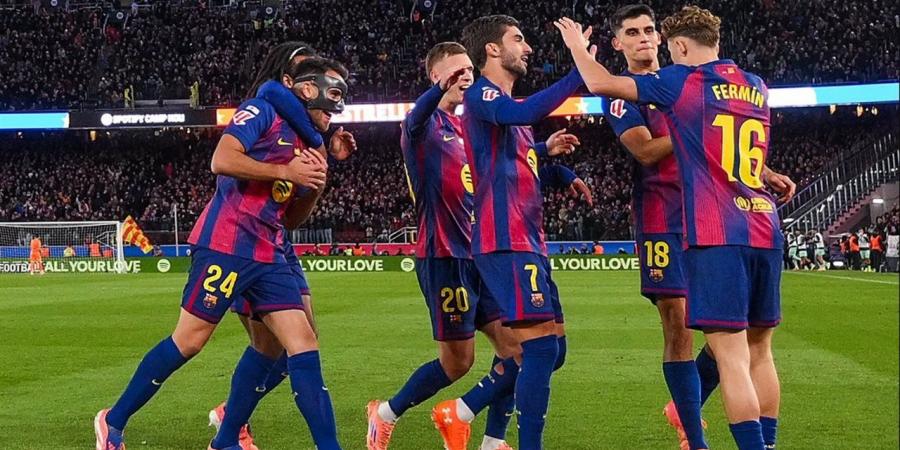 برشلونة يواجه أتليتكو مدريد في مباراة صعبة بالدوري الإسباني