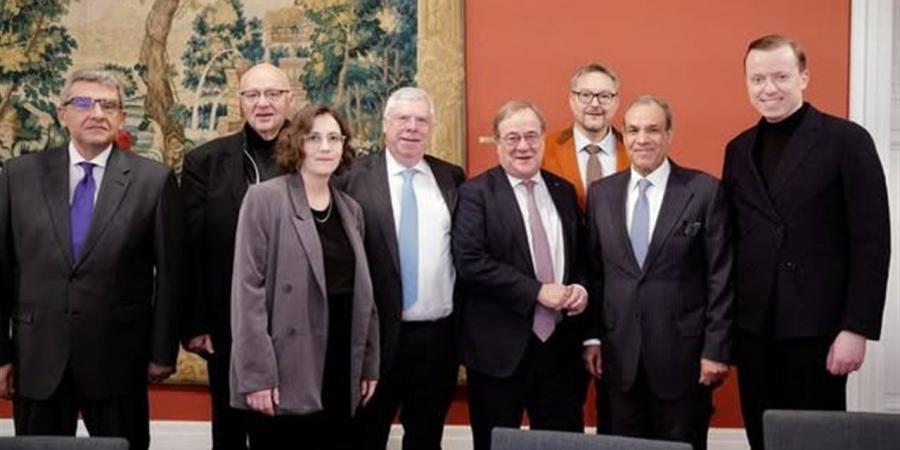 وزير الخارجية يلتقي البرلمان الألماني لتعزيز الشراكة والقضايا الإقليمية