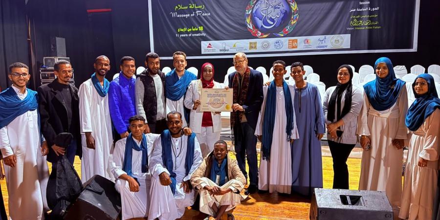 محافظ أسوان يشيد بمشاركة مكتبة مصر العامة فى مهرجان سماع الدولي للإنشاد