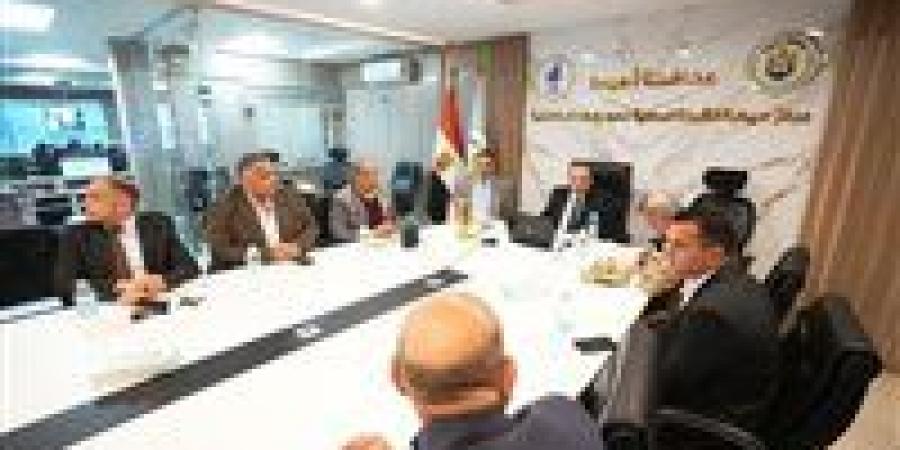 محافظ أسيوط: فتح لجان الدائرة الثالثة في موعدها التاسعة صباحًا وسط جاهزية كاملة لإعادة الإجراءات الانتخابية