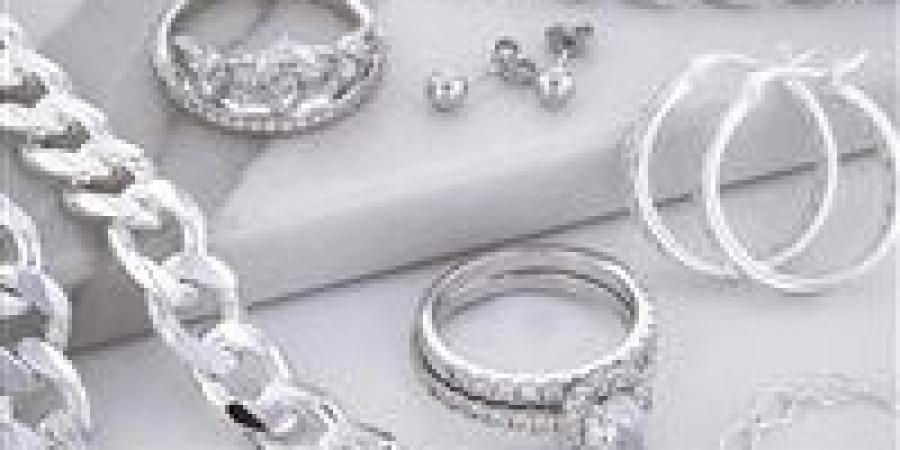 أسعار الفضة اليوم.. قفزة قياسية تقترب من 100 جنيه للجرام