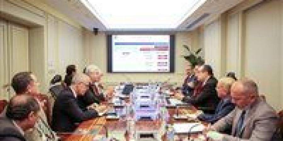 وزيرا التعليم العالي وقطاع الأعمال يبحثان إنشاء أول مدينة تعليمية جامعية متكاملة في إقليم الدلتا