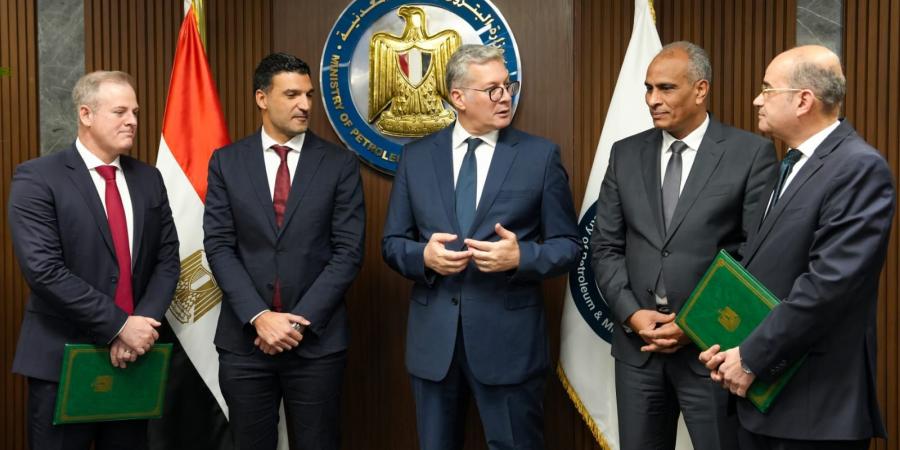 مصر تطلق أول مشروع لإنتاج وقود الطائرات المستدام.. خطوة جديدة نحو الطاقة الخضراء