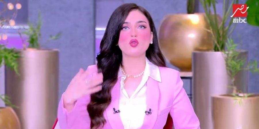 ياسمين عز: منى زكي عظيمة وتصريح أحمد مراد كناية بلاش نمسكله أخطاء