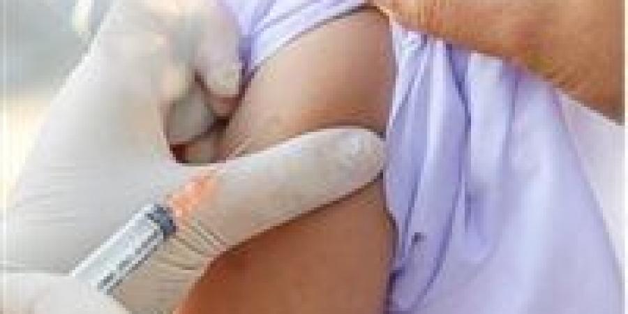 إغلاق المدارس ببريطانيا.. عضو بفريق تطوير لقاحات كورونا: الإنفلونزا الحالية أكثر حدة