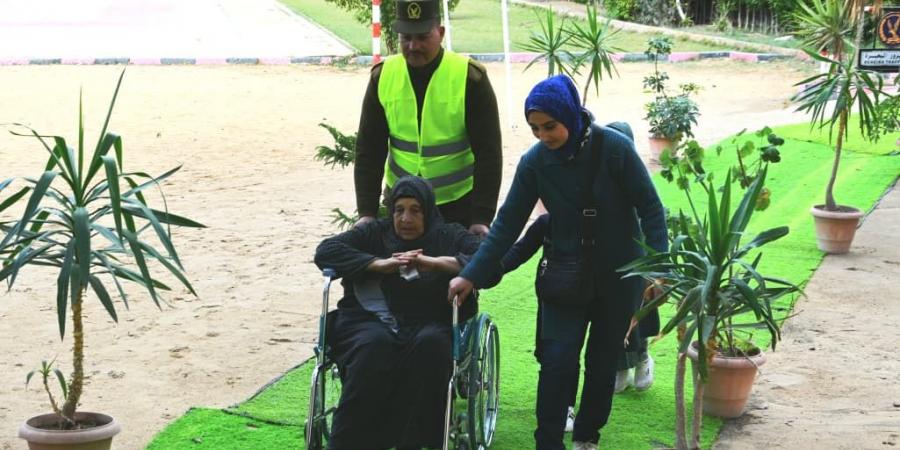 انتخابات النواب 2025.. محافظ البحيرة تتفقد لجان دائرة حوش عيسي