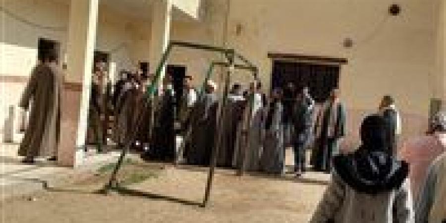 ضبط 6 برشاوي مالية لدفعهم للتصويت لصالح أحد المرشحين بالمنيا